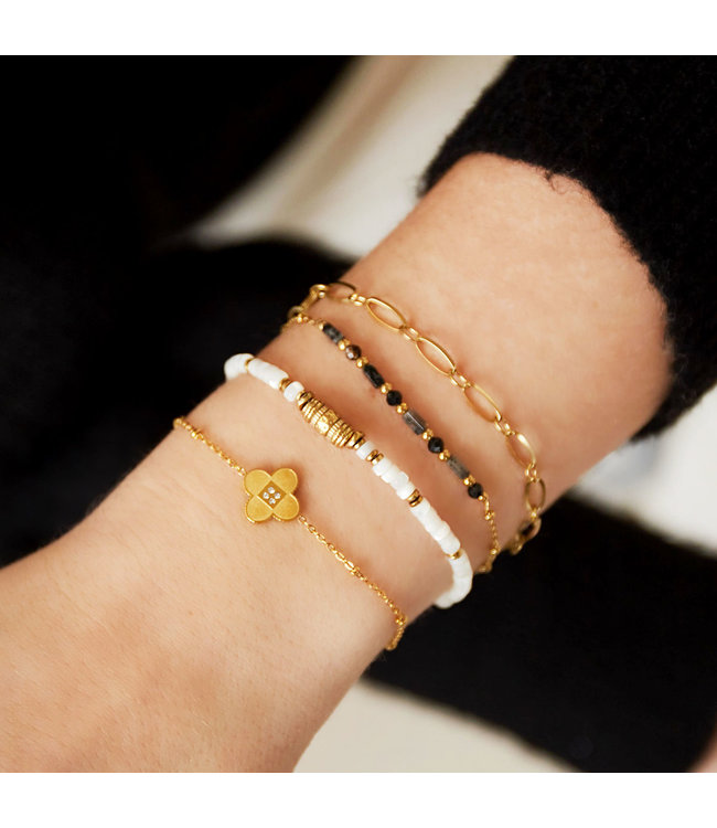 Flat Clover Bracelet