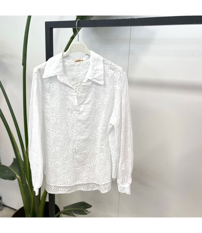 Flower Embroidery Blouse / White