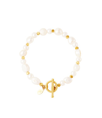 Pin Lock Pearl Bracelet