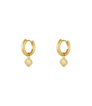 Gold Textured Clovers Earrings