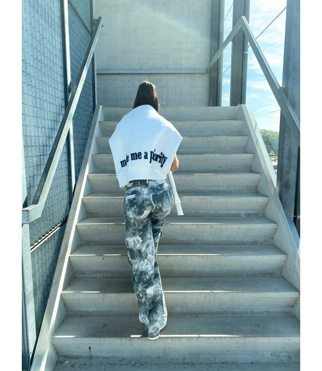 Make me a Priority Hoodie / White