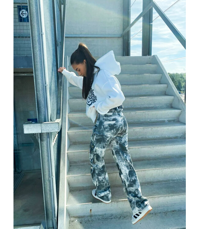 Make me a Priority Hoodie / White