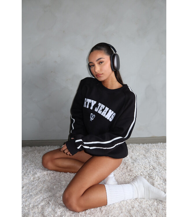Priority Jeans Sweater / Black