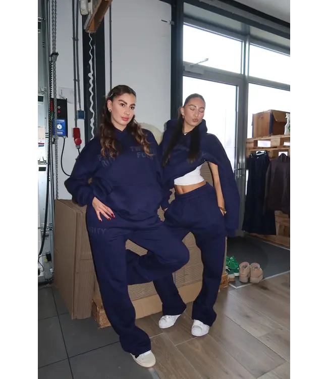 Priority Twenty-Four Tracksuit / Navy Blue