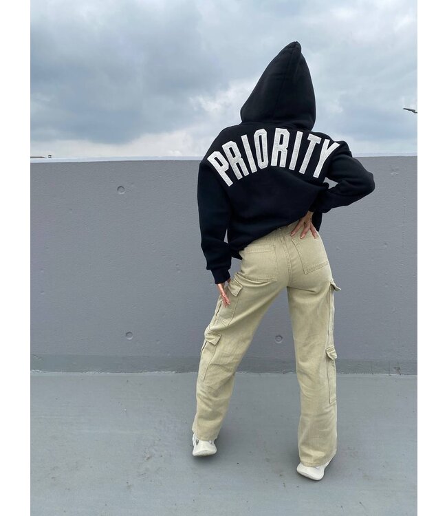 Priority Cardigan / Black