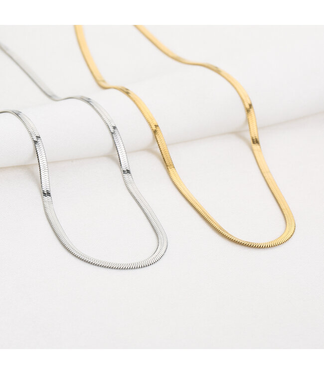 Small Flat Chain Necklace