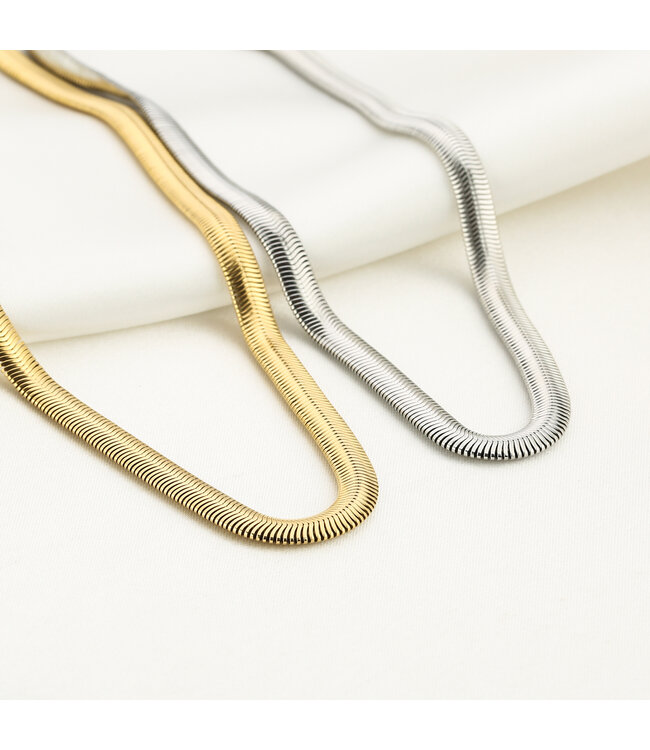 Big Flat Chain Necklace