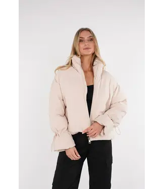 Puffer Jacket / Beige