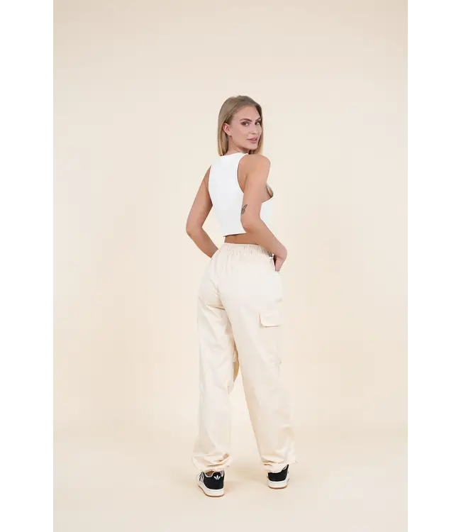 Parachute Cargo Pants / Ecru