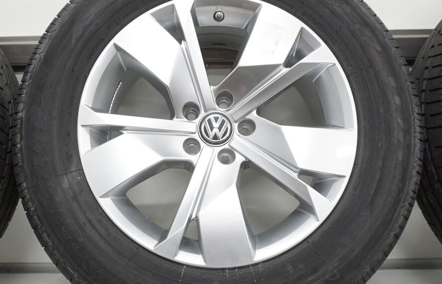Volkswagen VW Touareg 3 18 Zoll Felgen Sommerkompletträder Bridgestone Original