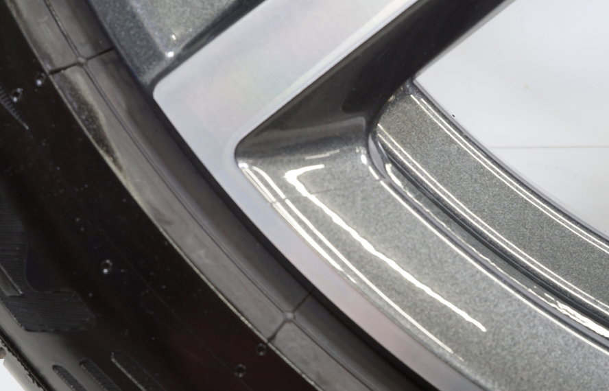 BMW BMW M5 F90 M8 F91 F92 19-Zoll 705 M Felgen + Sommerkompletträder Pirelli Original