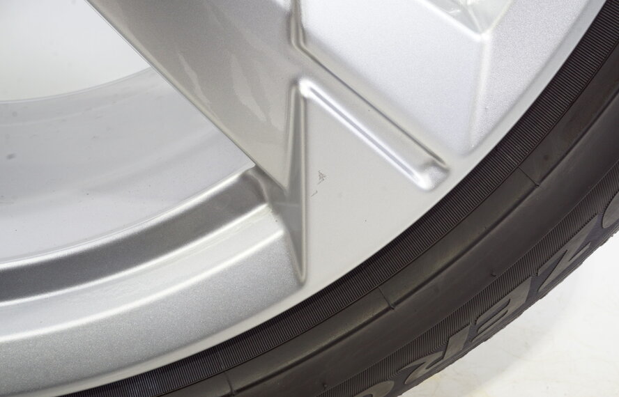 Audi Audi A6 S6 4K 18-Zoll-Felgen + Winterkompletträder Pirelli Original