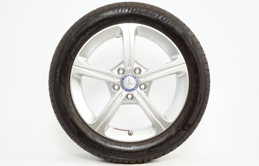 Mercedes Mercedes A B CLA Klasse W177 17-Zoll-Felgen + Winterkompletträder Bridgestone Original