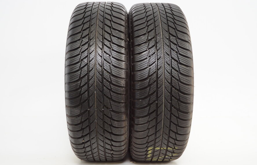 Mercedes Mercedes A B CLA Klasse W177 17-Zoll-Felgen + Winterkompletträder Bridgestone Original