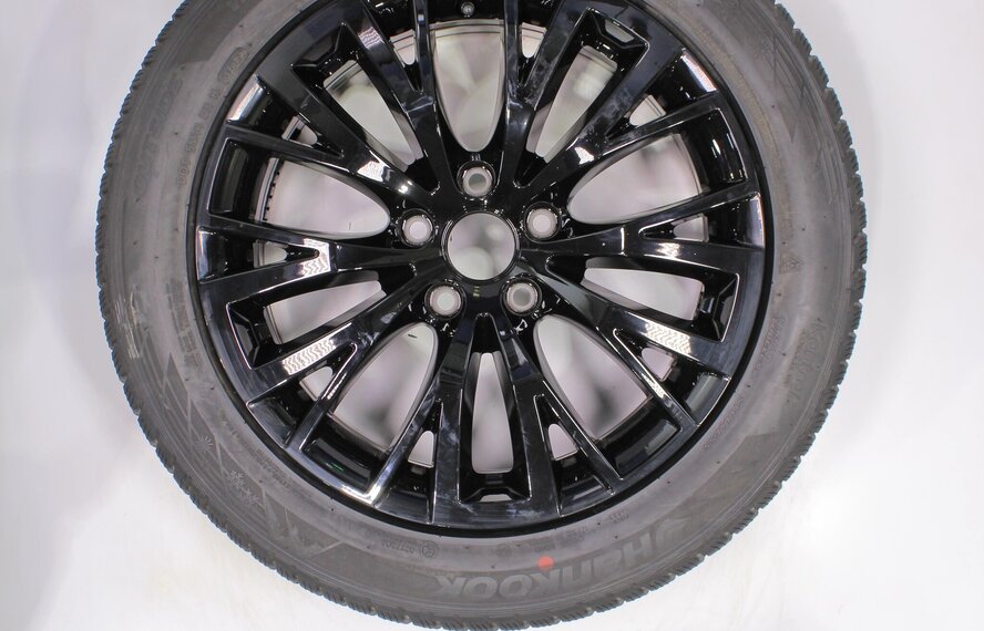 Volkswagen VW Sharan 7N 17-Zoll Jamara-Felgen + Winterkompletträder Hankook Original