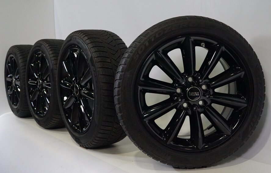 Mini Mini Clubman F54 518 17-Zoll Pirelli Winterkompletträder Original
