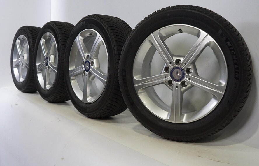 Mercedes Mercedes A B CLA Klasse W177 17-Zoll-Felgen + Winterkompletträder Michelin Original