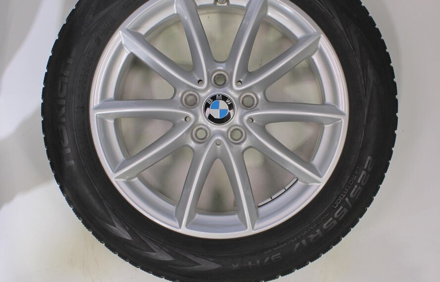 BMW BMW X1 F48 X2 F39 560 17-Zoll-Felgen Nokian Winterkompletträder Original
