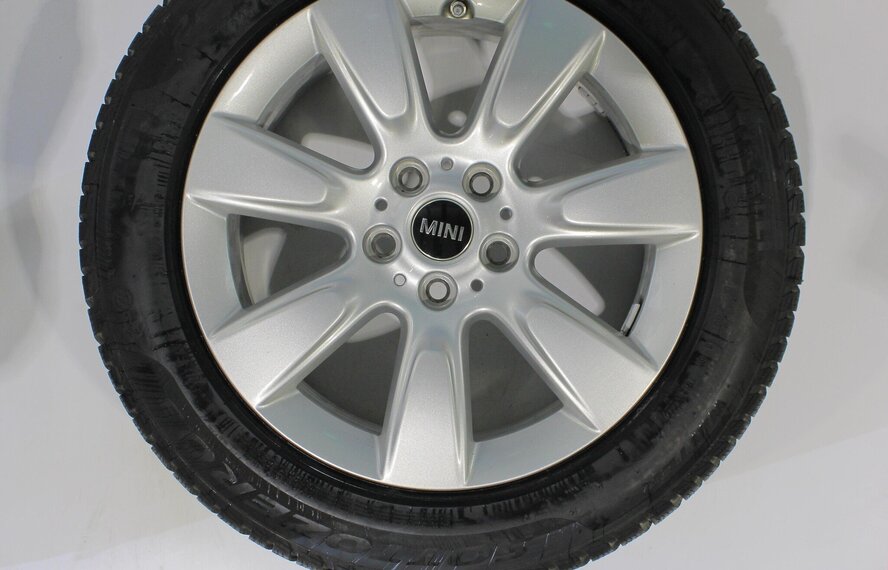 Mini Mini Countryman F60 530 17-Zoll Pirelli Winterkompletträder Original