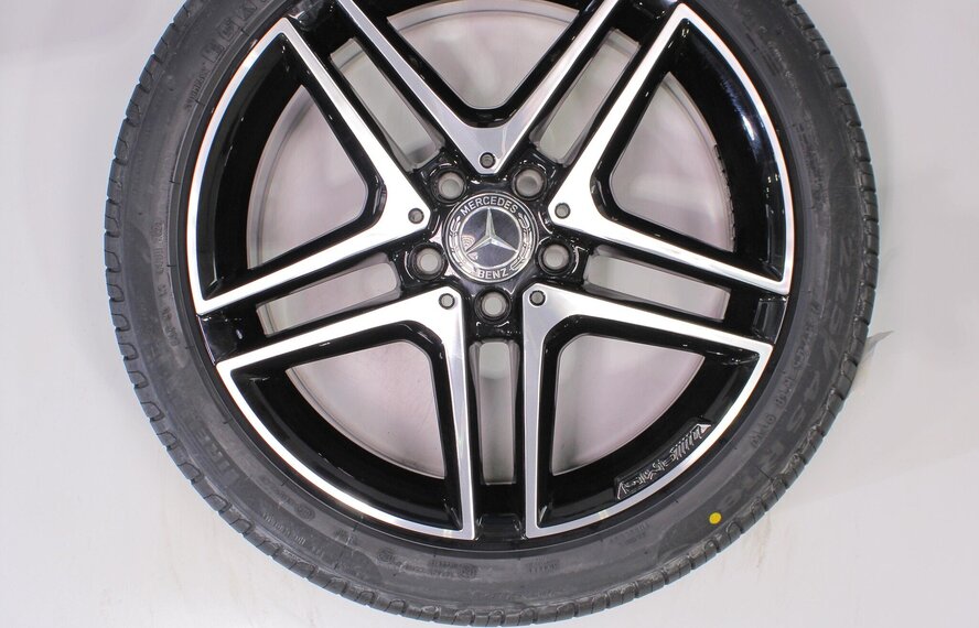 Mercedes Mercedes A B CLA Klasse W177 C118 W247 18 Zoll Felgen Pirelli Sommerkompletträder Neu Original