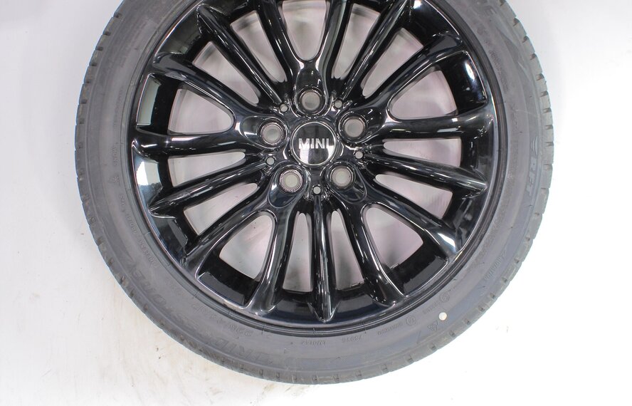 BMW BMW X1 F48 X2 F39 564 17-Zoll Bridgestone Winterkompletträder Original