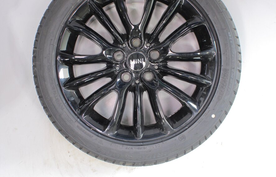 BMW BMW X1 F48 X2 F39 564 17-Zoll Bridgestone Winterkompletträder Original