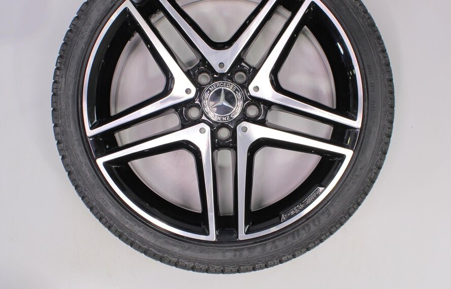 Mercedes Mercedes A B CLA Klasse W176 W117 W246 18-Zoll Felgen Goodyear Winterkompletträder NEU Original