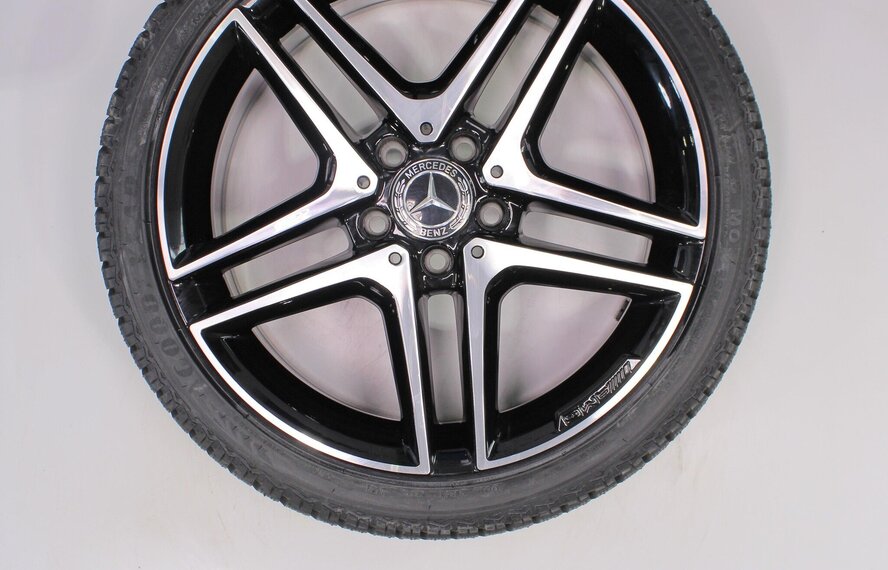 Mercedes Mercedes A B CLA Klasse W176 W117 W246 18-Zoll Felgen Goodyear Winterkompletträder NEU Original
