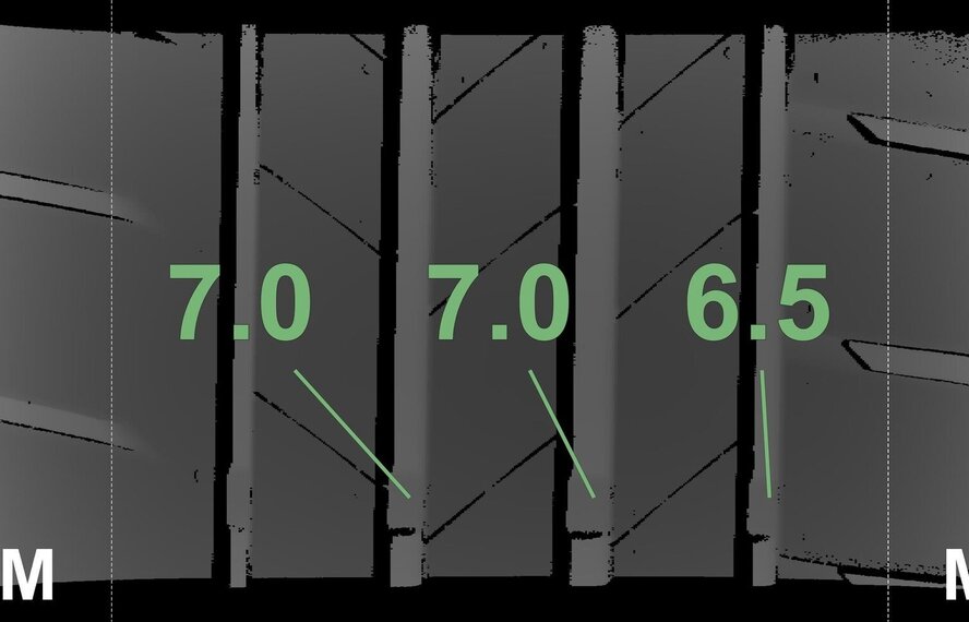 Mercedes Mercedes A B CLA Klasse W176 W117 W246 18-Zoll Bridgestone Sommerkompletträder Original