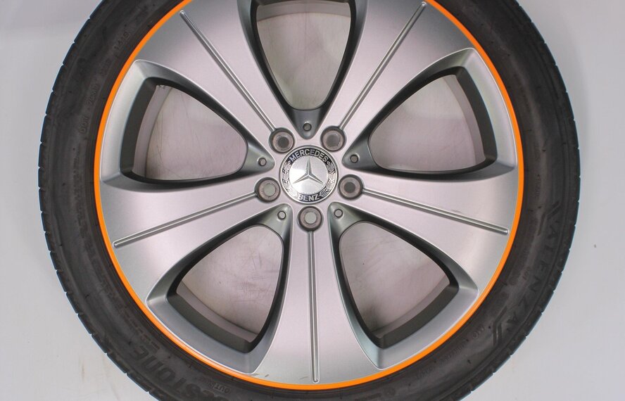 Mercedes Mercedes GLA H247 GLB X247 20 Zoll Felgen Bridgestone Sommerkompletträder Original