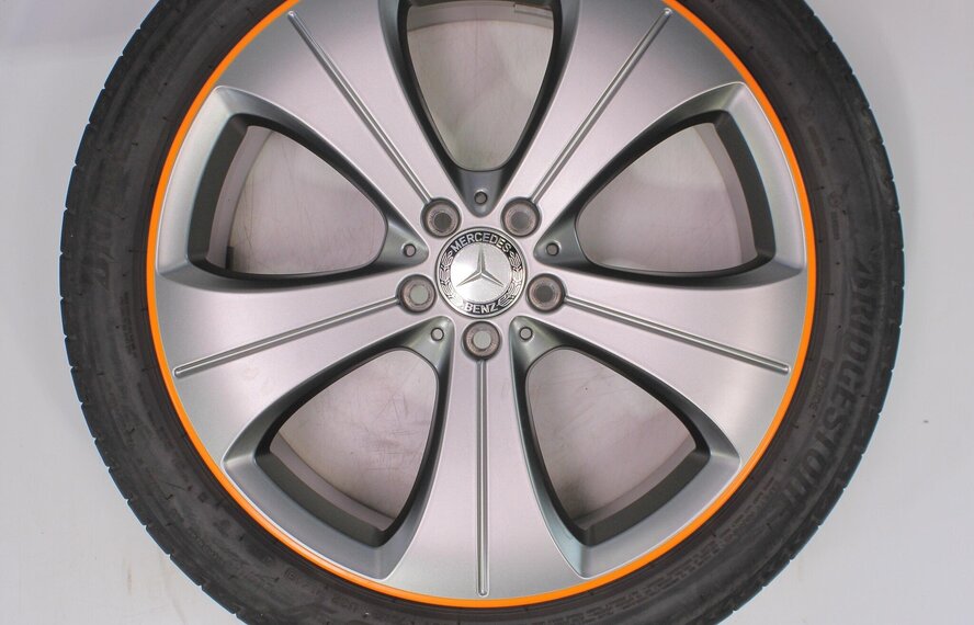 Mercedes Mercedes GLA H247 GLB X247 20 Zoll Felgen Bridgestone Sommerkompletträder Original