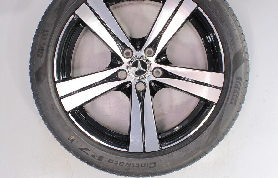 Mercedes Mercedes C-Klasse C206 S206 W206 18-Zoll Pirelli Sommerkompletträder Original