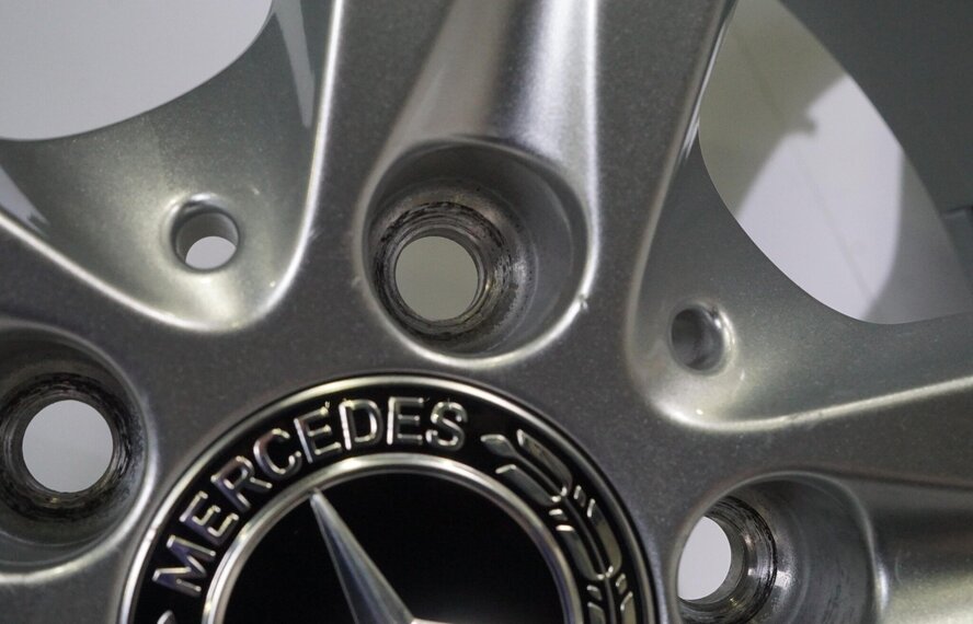 Mercedes Mercedes C-Klasse C206 S206 W206 17-Zoll Bridgestone Sommerkompletträder Original