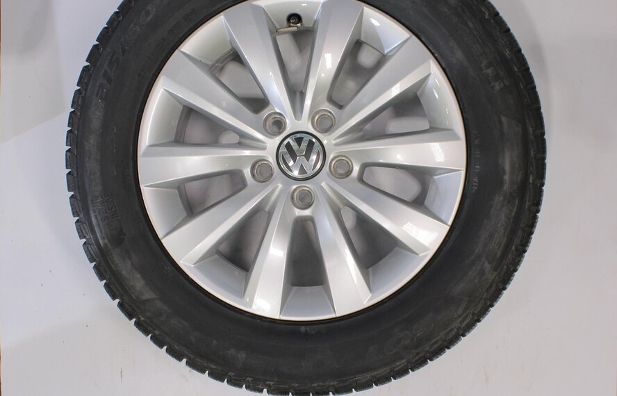 Volkswagen Volkswagen New Beetle 5C Mikra 16-Zoll Pirelli Winterkompletträder Original