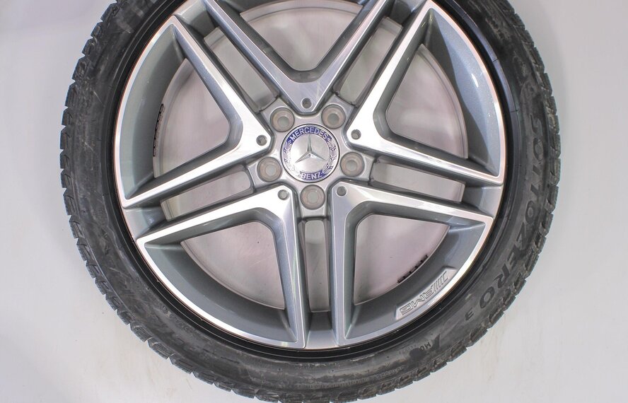 Mercedes Mercedes A B CLA Klasse W176 W117 W246 18-Zoll Pirelli Winterkompletträder Original