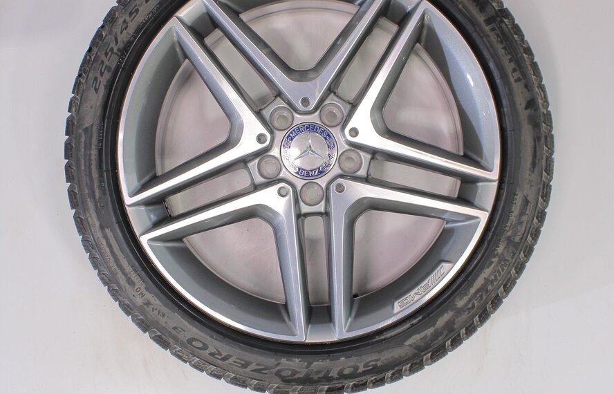 Mercedes Mercedes A B CLA Klasse W176 W117 W246 18-Zoll Pirelli Winterkompletträder Original