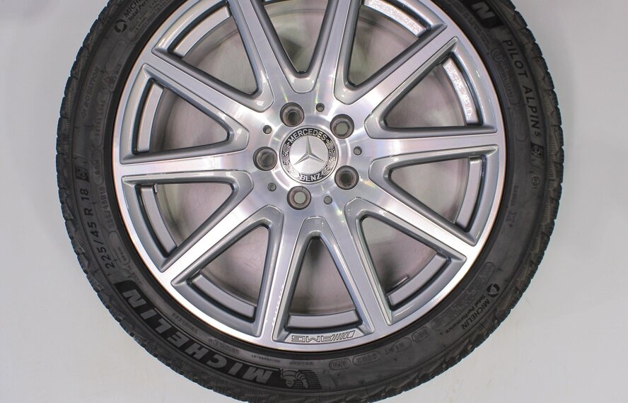 Mercedes Mercedes A-Klasse A35 A45 W177 AMG 18-Zoll Michelin Winterkompletträder Original