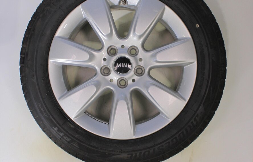 Mini Mini Countryman F60 530 17-Zoll Bridgestone Winterkompletträder Original