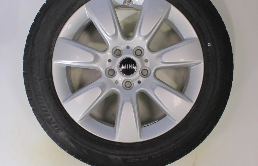 Mini Mini Countryman F60 530 17-Zoll Bridgestone Winterkompletträder Original