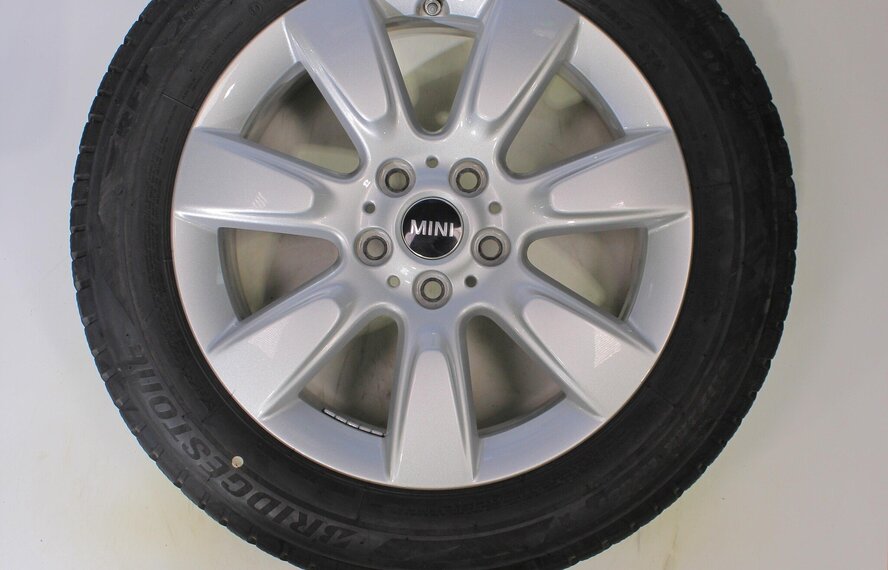 Mini Mini Countryman F60 530 17-Zoll Bridgestone Winterkompletträder Original