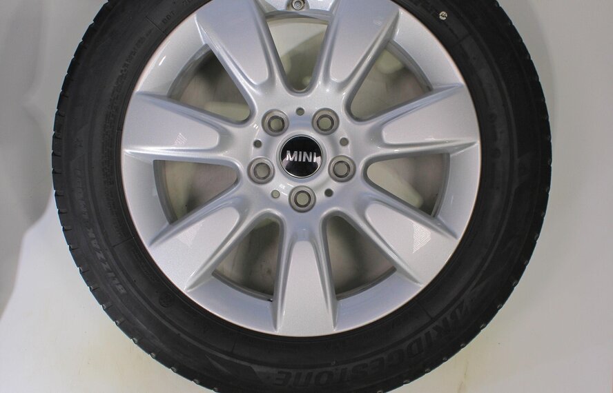 Mini Mini Countryman F60 530 17-Zoll Bridgestone Winterkompletträder Original