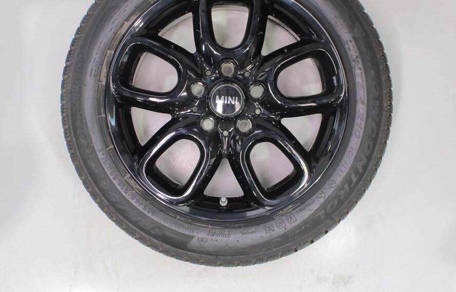 Mini Mini Cooper / S / One / Cabrio F55 F56 F57 494 16-Zoll Pirelli Runflat Winterkompletträder Original