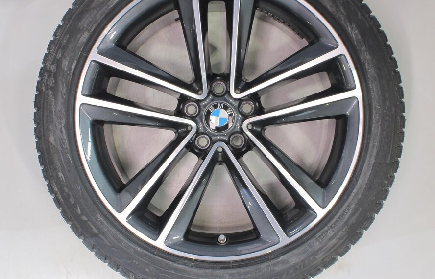 BMW BMW 6 GT G32 7er G11 G12 630 19-Zoll Pirelli Runflat Winterkompletträder Original