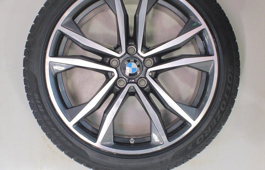 BMW BMW X1 F48 X2 F39 715M 19-Zoll Pirelli Runflat Winterkompletträder Original
