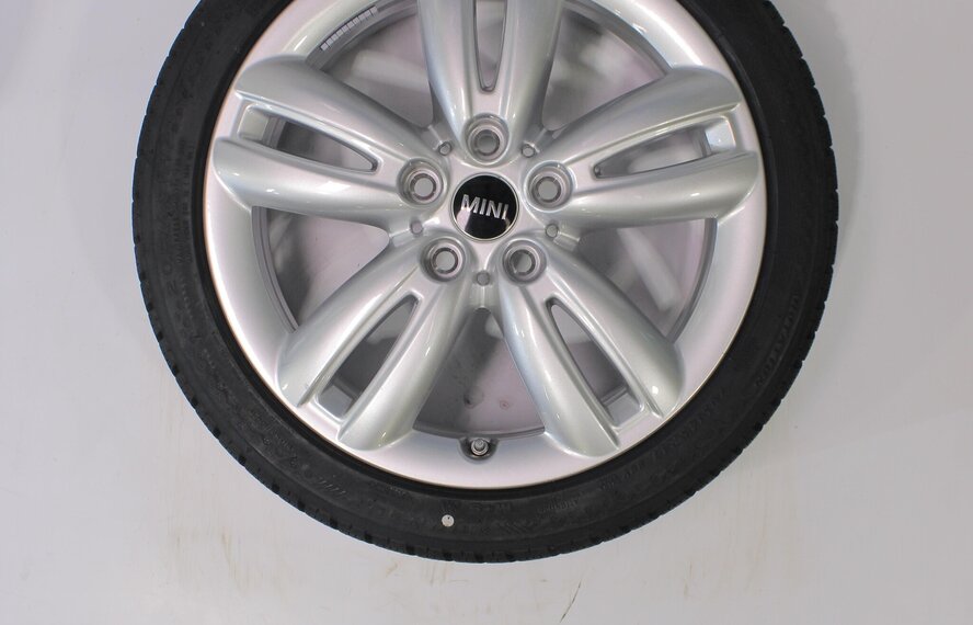 Mini Mini Cooper / S / One / Cabrio F55 F56 F57 JCW501 17-Zoll Dunlop Runflat Winterkompletträder Original