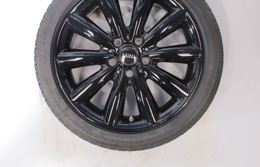 Mini Mini Cooper / S / One / Cabrio F55 F56 F57 499 17-Zoll Dunlop Runflat Winterkompletträder Original