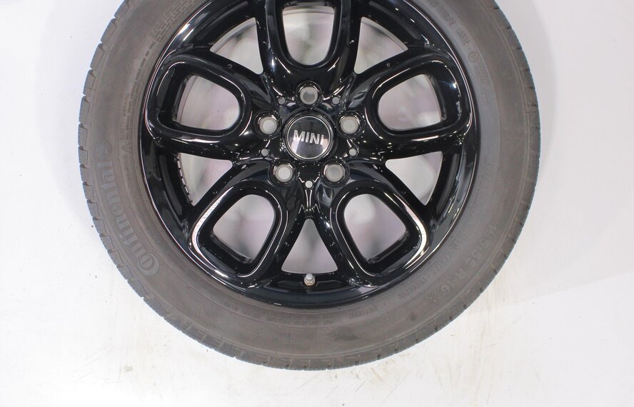 Mini Mini Cooper / S / One / Cabrio F55 F56 F57 494 16-Zoll Continental Runflat Winterkompletträder Original