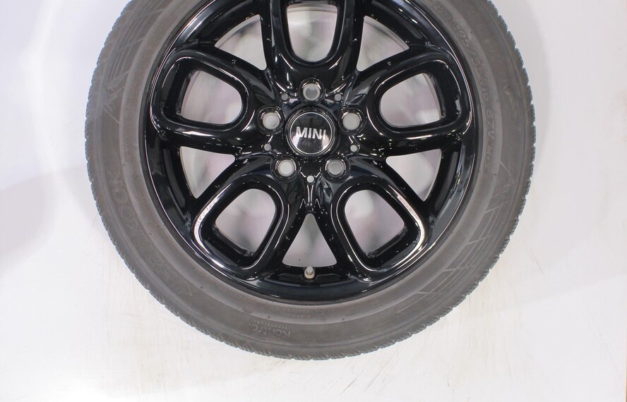 Mini Mini Cooper / S / One / Cabrio F55 F56 F57 494 16-Zoll Hankook Runflat Winterkompletträder Original