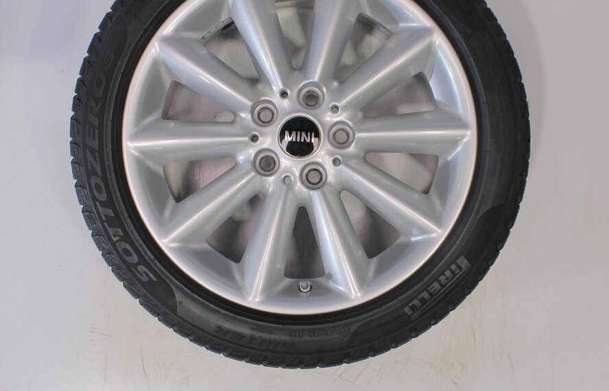 Mini Mini Clubman F54 518 17-Zoll Pirelli Runflat Winterkompletträder Original