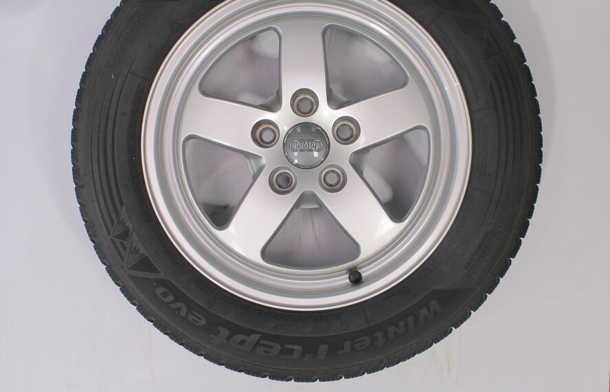 Audi Audi A4 S4 B9 8W 16-Zoll Hankook Winterkompletträder Original